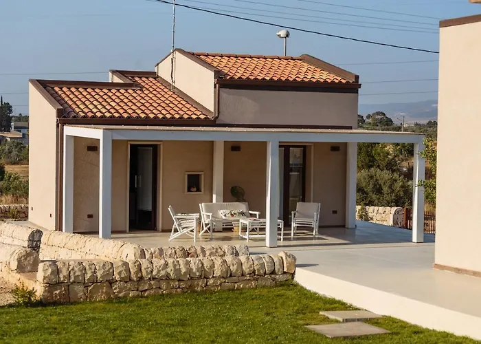 Giardinello B&B 코미소